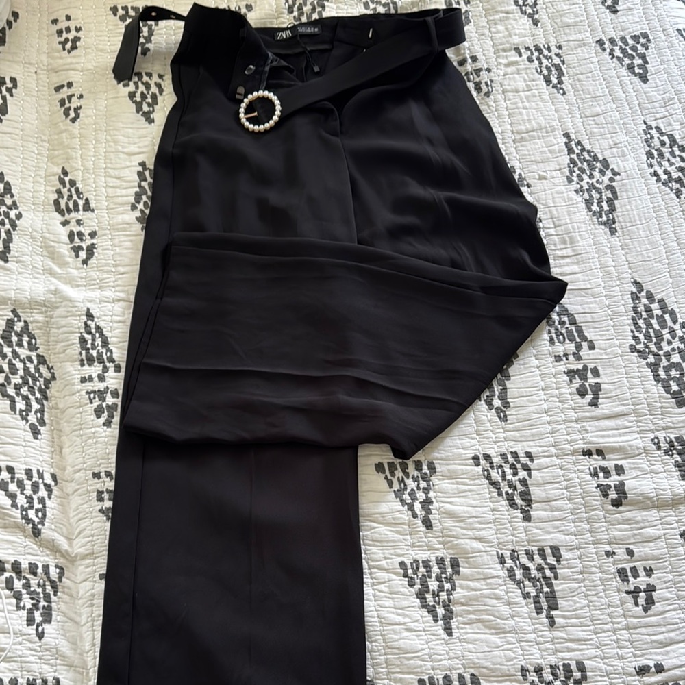 Zara Black Women's Trousers with Pearl Buckle
